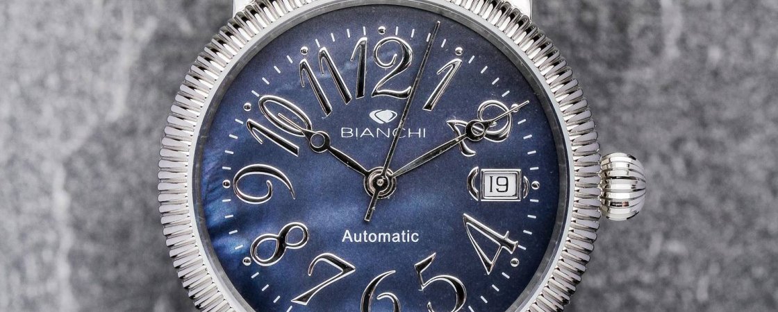 Quelle est la différence entre une montre mécanique et une montre à quartz ?