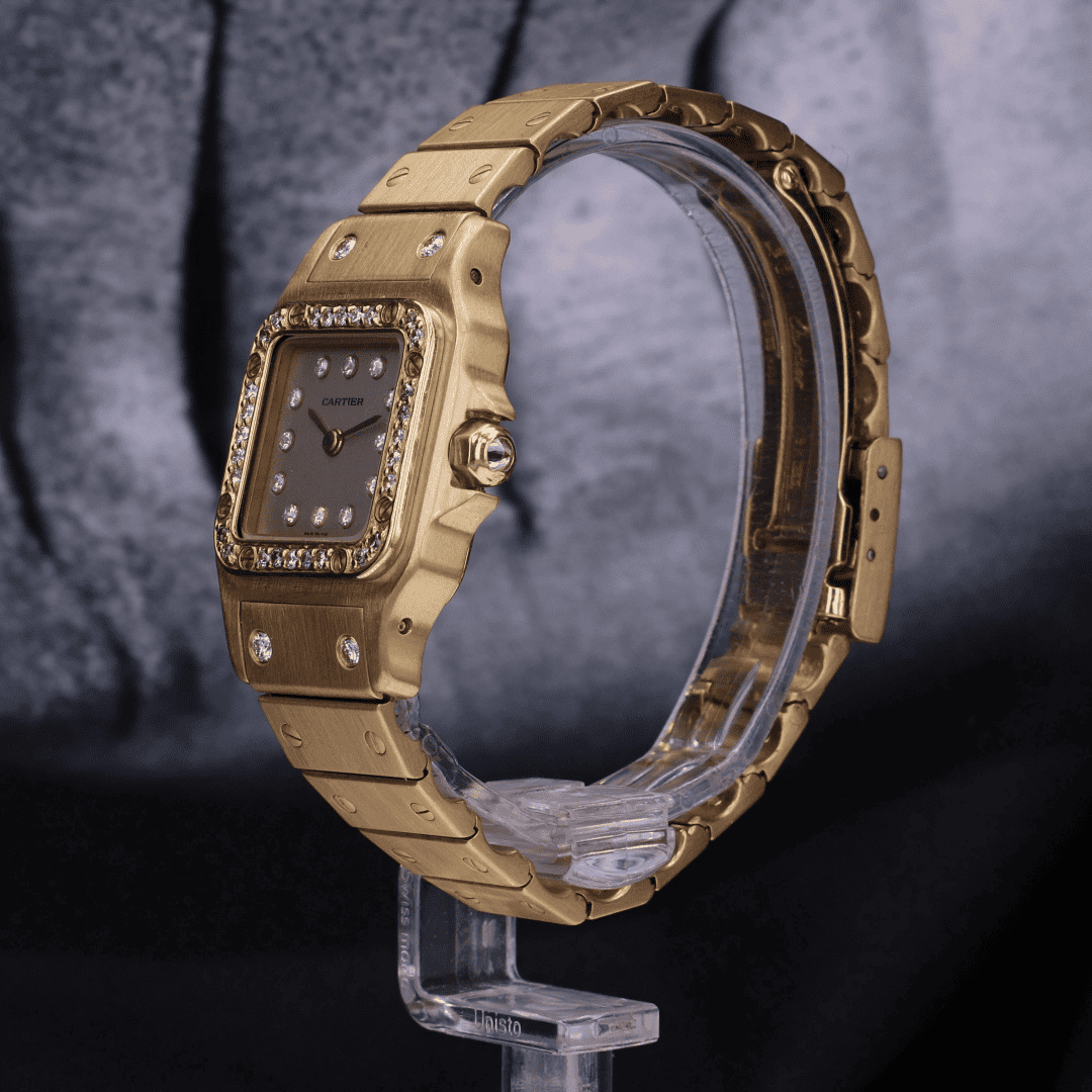 1920_1080_1_cartier-santos-or-massif01